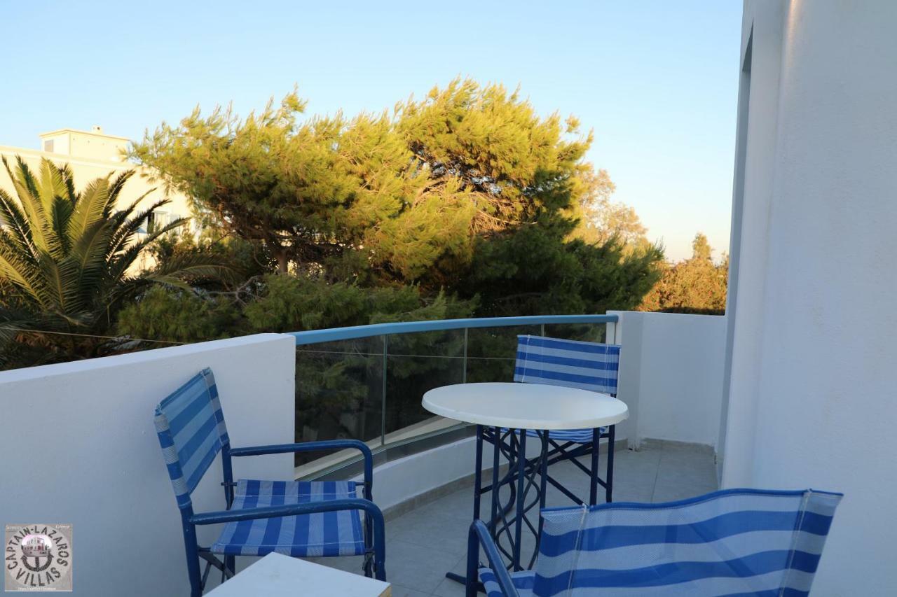 Located By The Sea One Beachfront Private Captain Lazaros Pool Villa With Loft In 750Sqm Spacious Private Plot-Jacuzzi-Sunrelax-Furnished Terace-Gazebo-Private Parking,Sleep 3 Adults And 2 Children, Just Steps From The Black Beach-Seaview Perissa (Santorini) Exterior foto