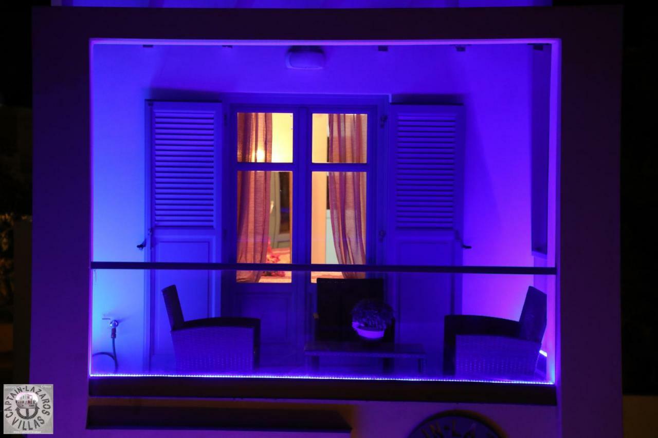 Located By The Sea One Beachfront Private Captain Lazaros Pool Villa With Loft In 750Sqm Spacious Private Plot-Jacuzzi-Sunrelax-Furnished Terace-Gazebo-Private Parking,Sleep 3 Adults And 2 Children, Just Steps From The Black Beach-Seaview Perissa (Santorini) Exterior foto